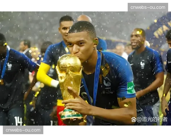 姆巴佩接受《队报》专访，谈未来规划与担任巴黎队长的责任