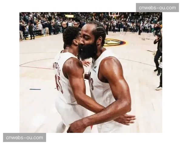 实时数据:骑士与公牛比赛首节,双方合计仅有两次快攻得分尝试 实时数据:骑士与公牛比赛首节,双方合计仅有两次快攻得分尝试